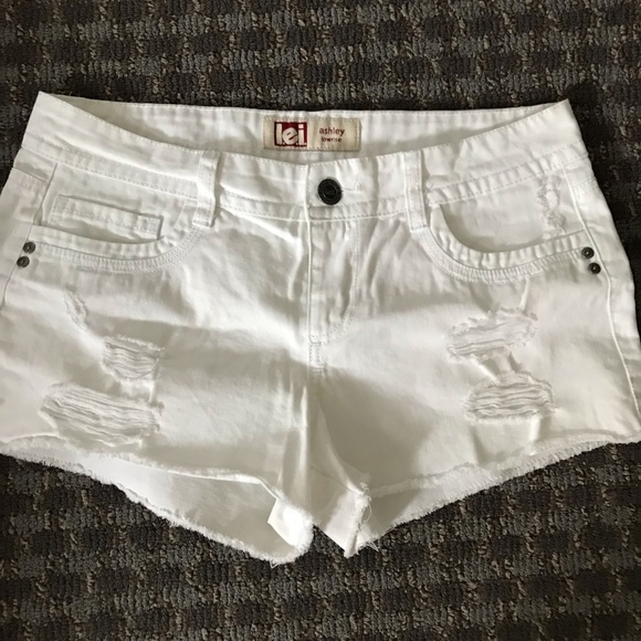 Joe's Jeans Pants - NEW Lei SHORT